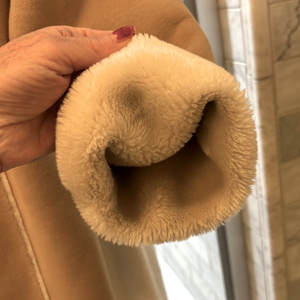 Crazy Horse Shearling Camel Colored XL Coat; Soft Fur Lining & Fur Cuffs;So Cute - Picture 4 of 12